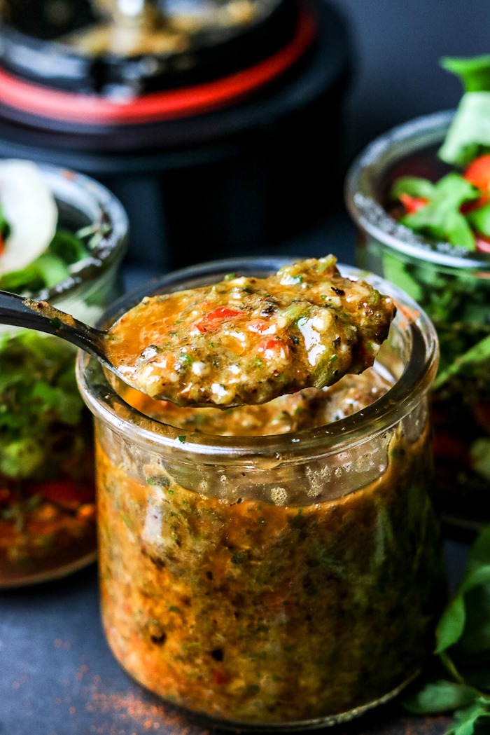 20+ Whole30 Dips, Sauces and Salad Dressings! #whole30 #dips #sauces #saladdressings #paleo