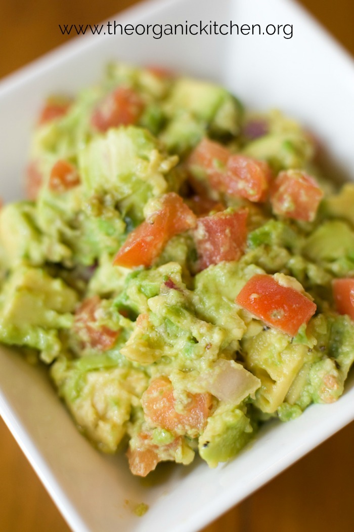 Easy Chunky Guacamole